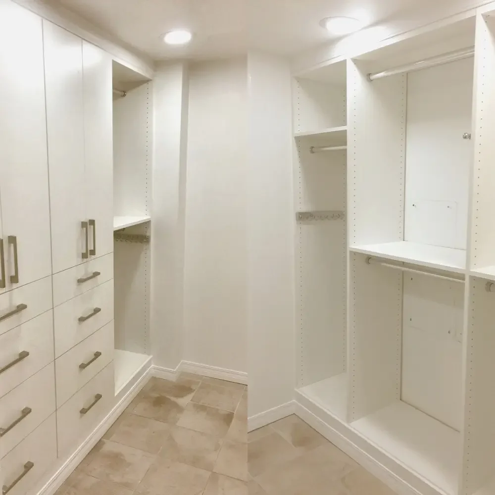 Customized Wardrobes